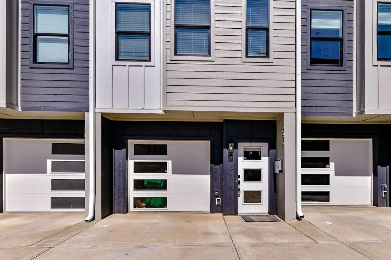 On The Move In Plaza Midwood Villa Charlotte Holiday home